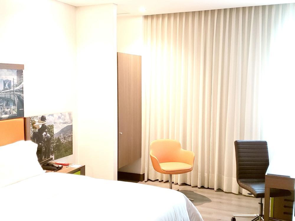 Hampton By Hilton Yopal Hotel Ngoại thất bức ảnh