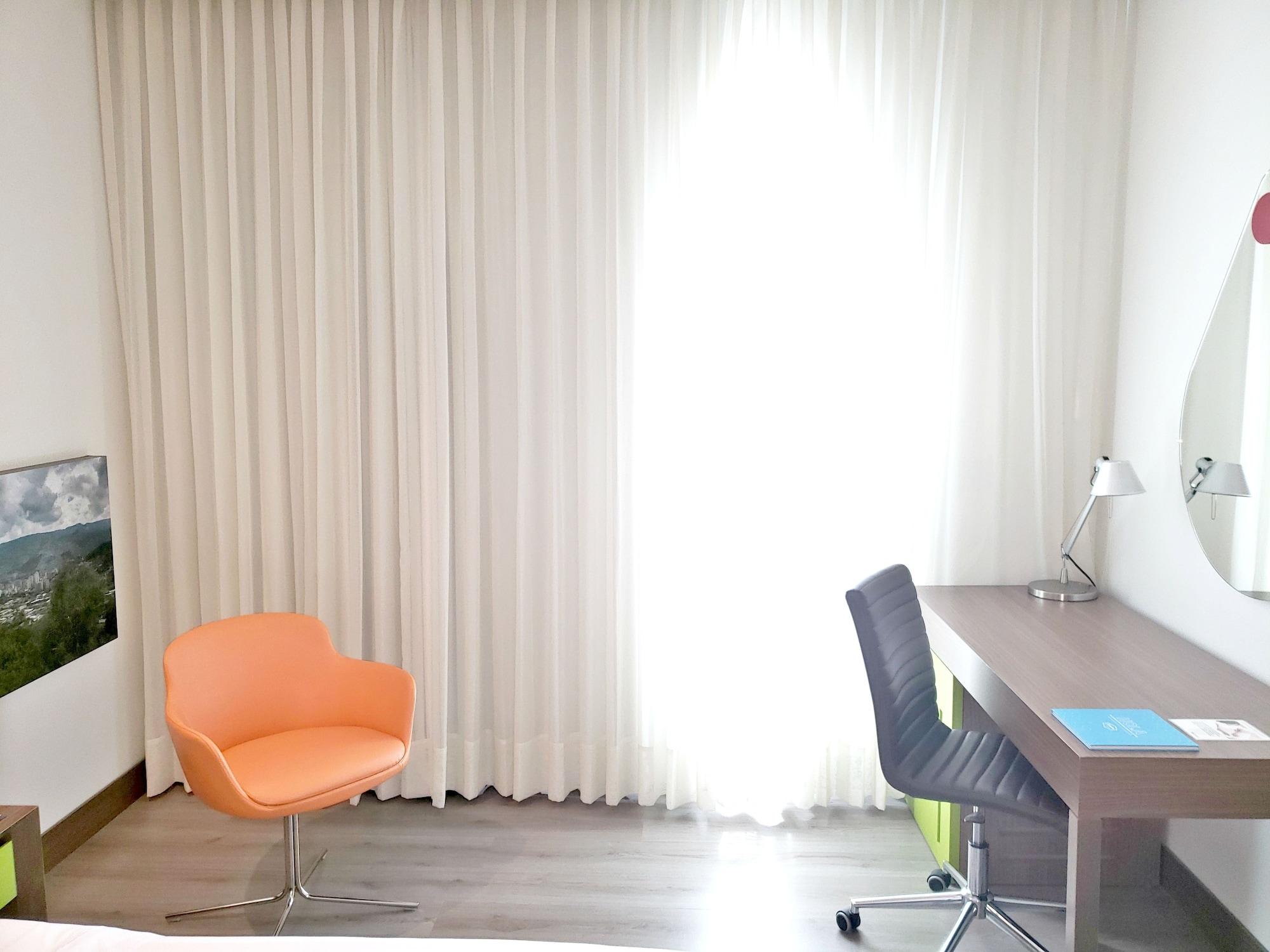 Hampton By Hilton Yopal Hotel Ngoại thất bức ảnh