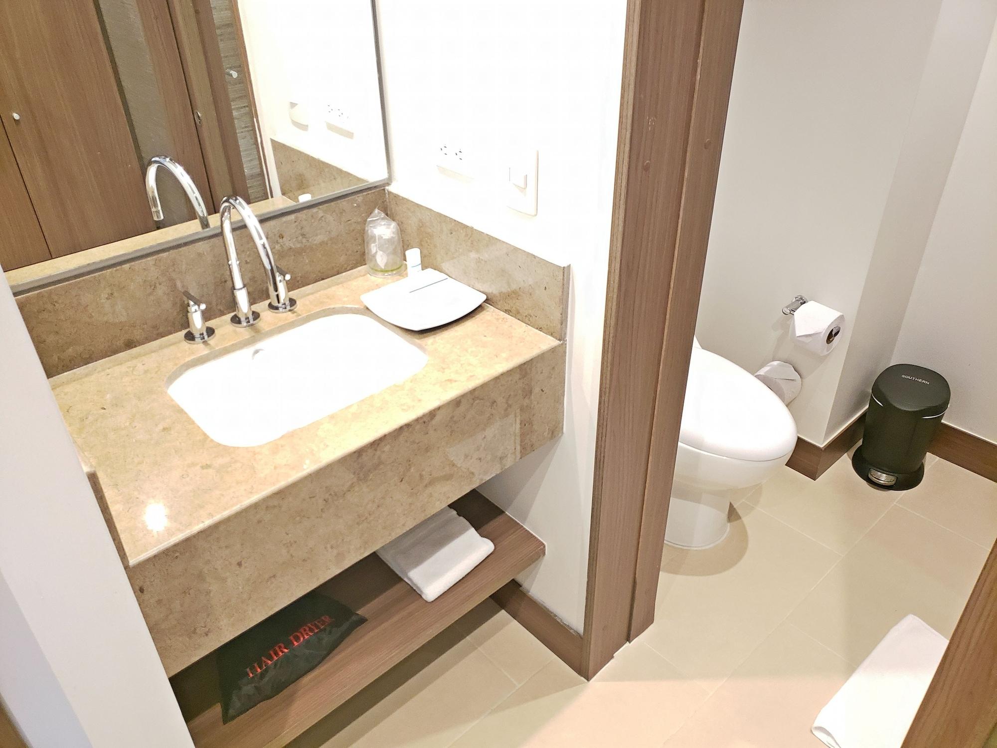 Hampton By Hilton Yopal Hotel Ngoại thất bức ảnh