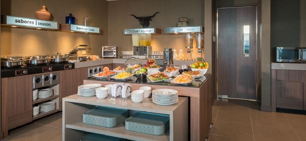 Hampton By Hilton Yopal Hotel Ngoại thất bức ảnh
