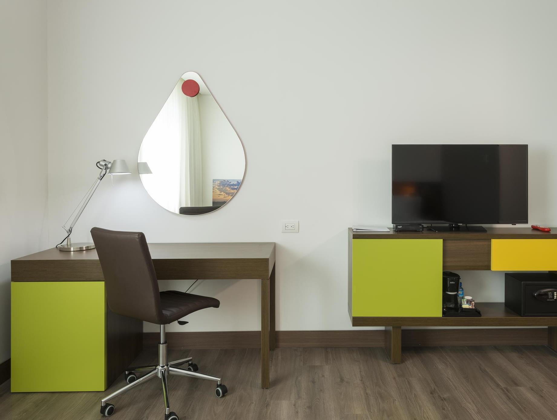 Hampton By Hilton Yopal Hotel Ngoại thất bức ảnh