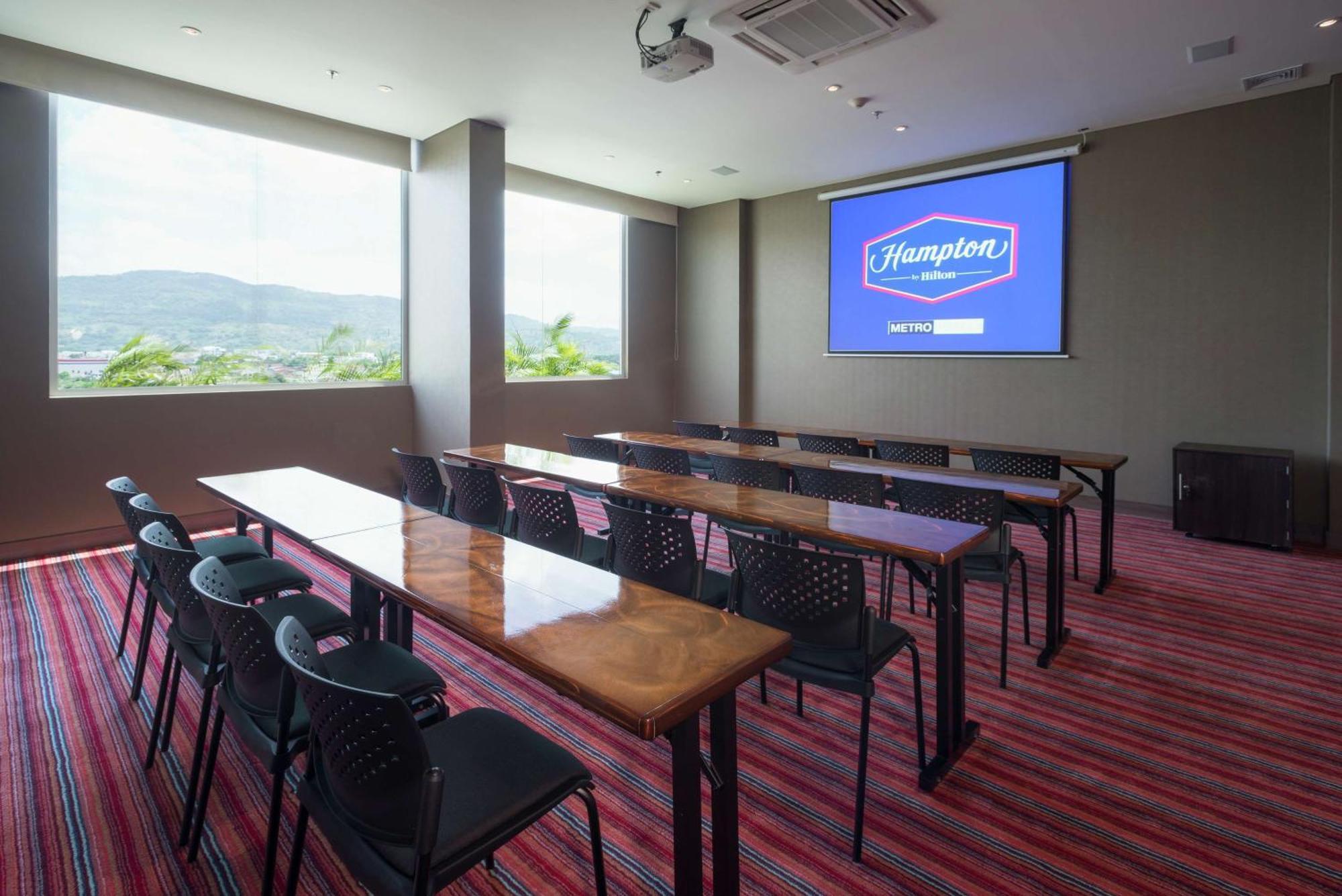 Hampton By Hilton Yopal Hotel Ngoại thất bức ảnh