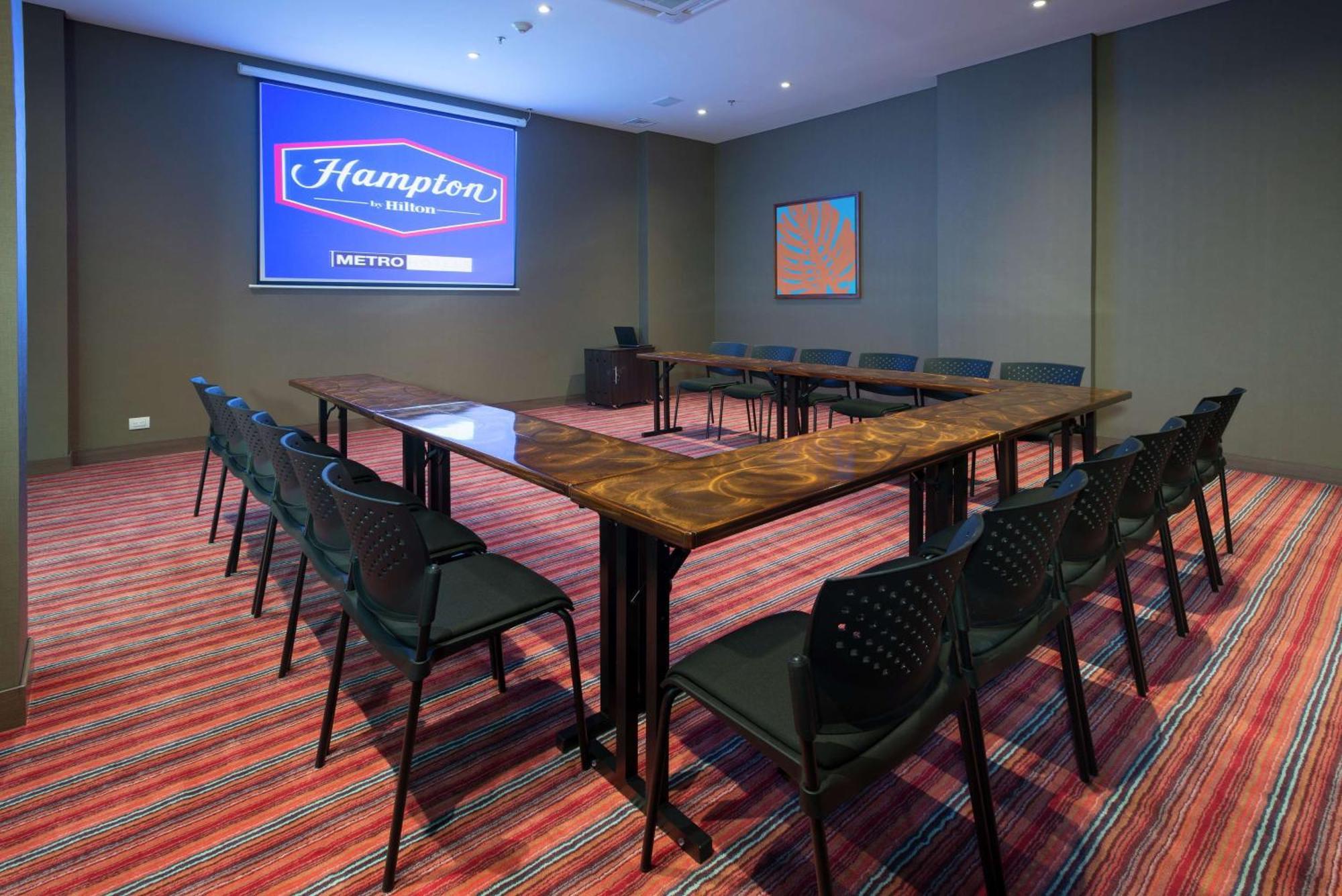 Hampton By Hilton Yopal Hotel Ngoại thất bức ảnh